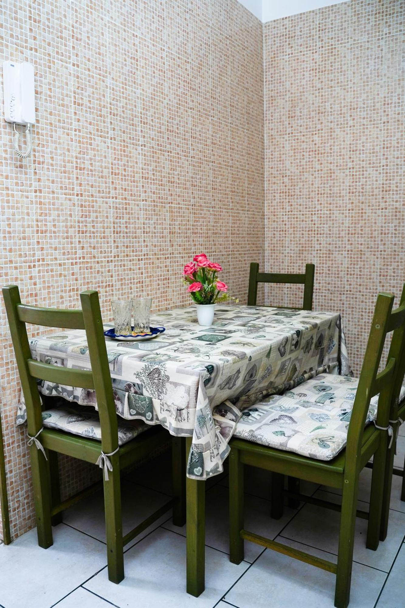 Casa Friends' House Napoli Apartment Exterior foto